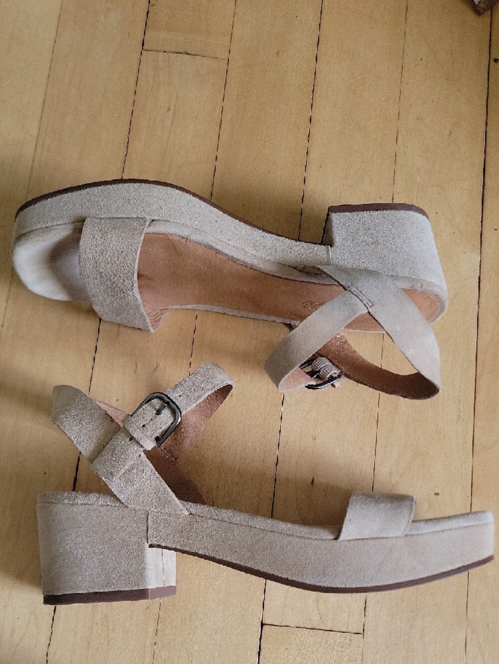 Madewell Taupe Block Heel Ankle-Strap Sandals - 6.5 - Picture 3 of 7